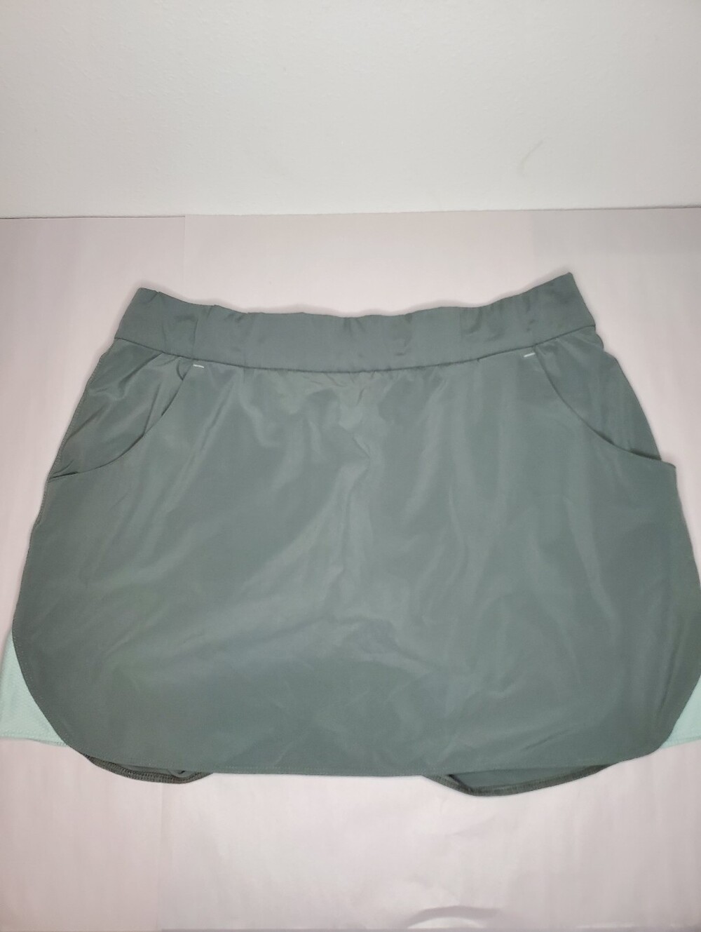 Columbia Women's Golf Skort Size XL